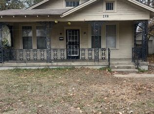 937 E Pkwy S, Memphis, TN 38104