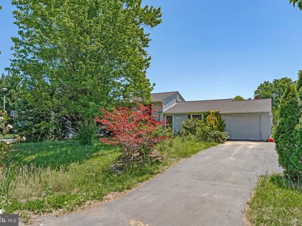 17313 Dowden Way, Poolesville, MD 20837