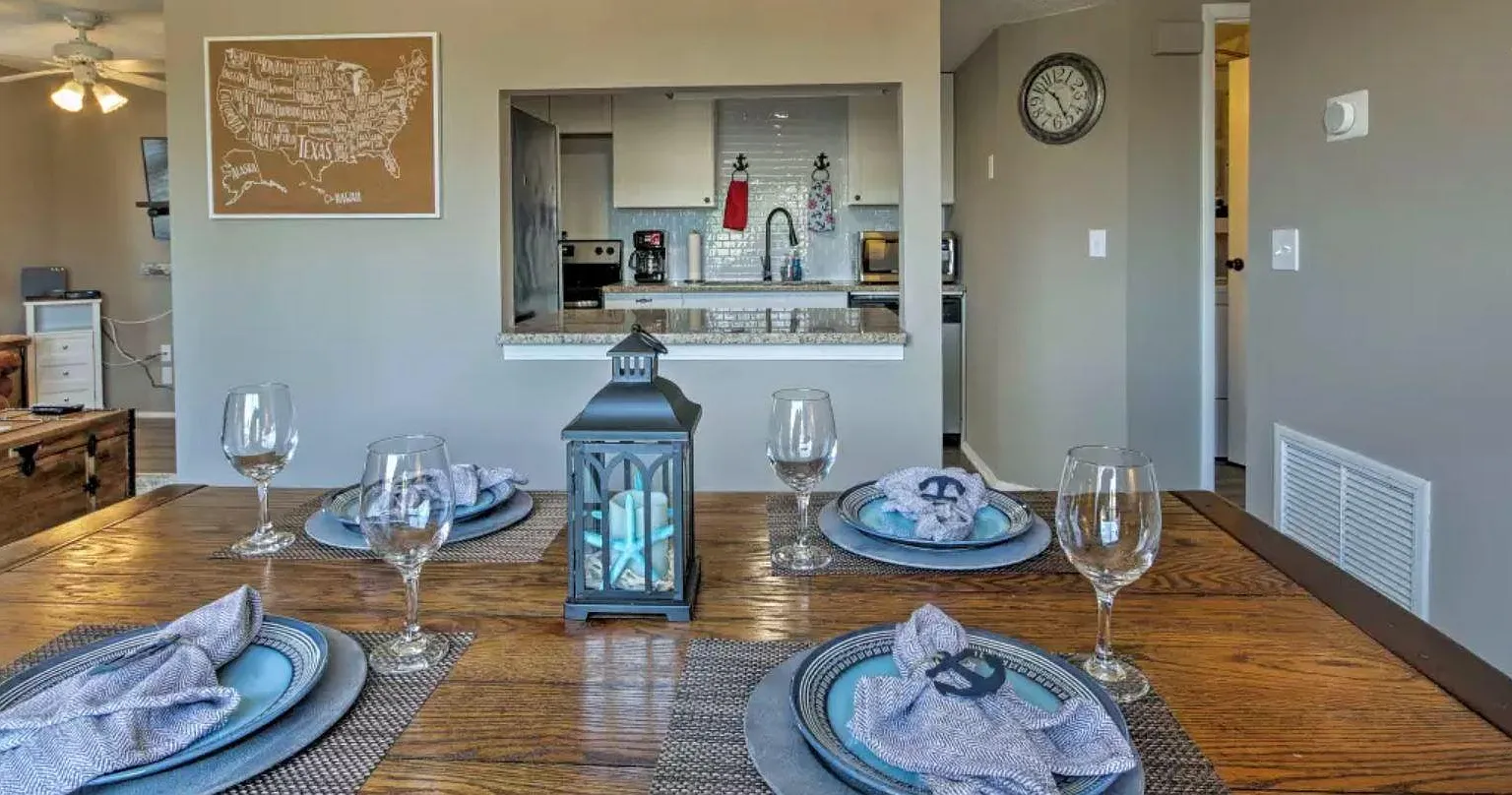 2 bed, 1000 sqft, $2,000 — Photo 3