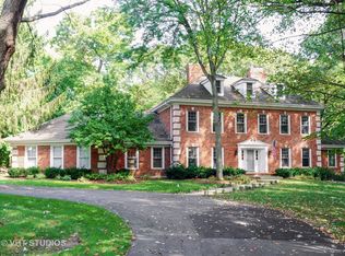 1551 Rudd Ct, Libertyville, IL 60048