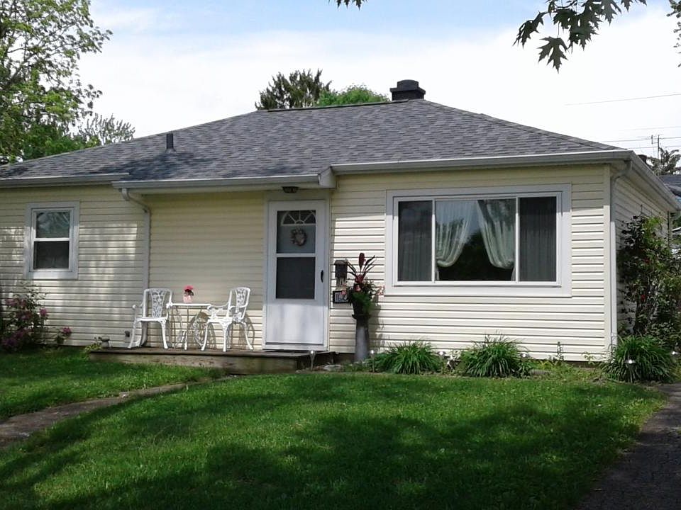 1st image of 1670 Green Acre Dr