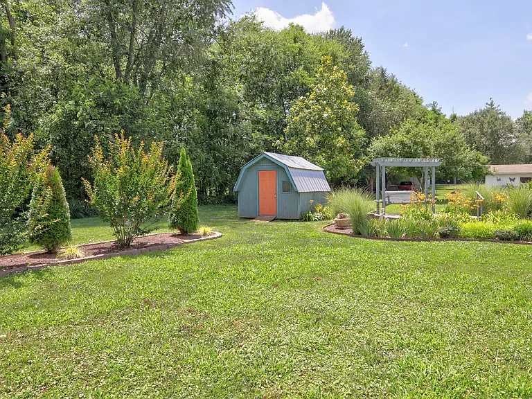 3215 Arthur Dr — Photo 34