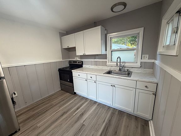3rd image of 178 W Main St #2