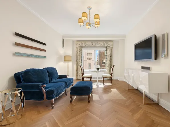 502 Park Ave APT 15H, New York, NY 10022