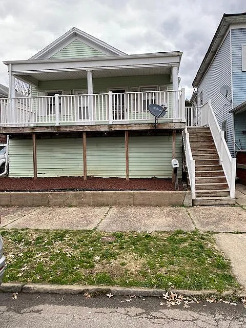 41 Kentucky St photo 1