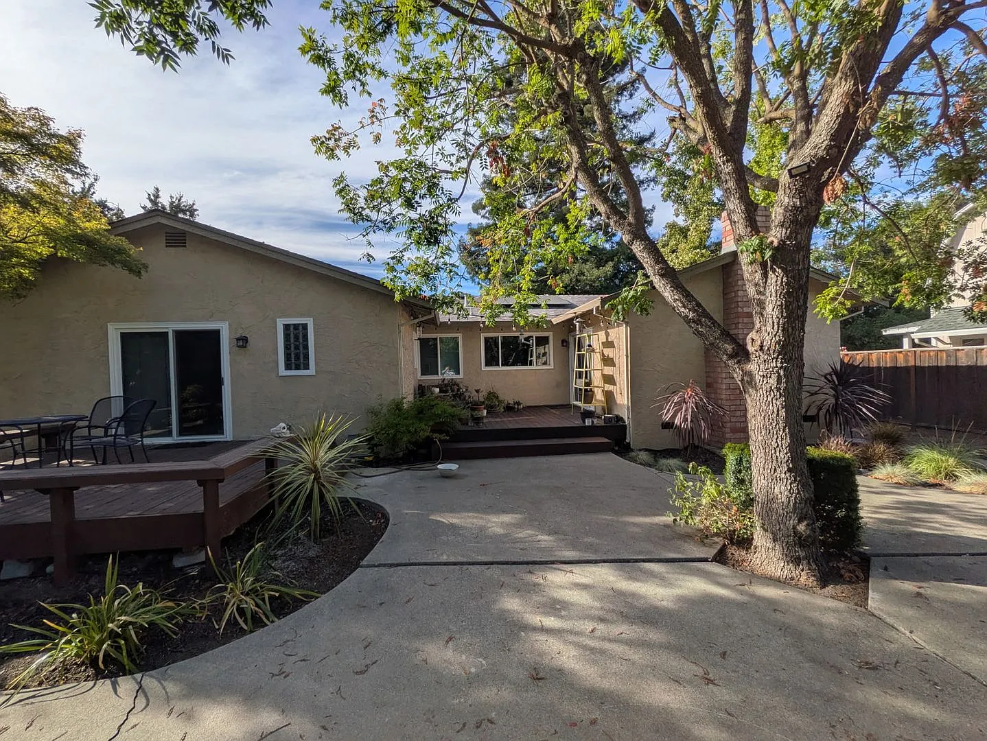 4BD/2BA Single Family Home - Remodeled in 2019, Solar Included, Minutes from De La Salle and Caro... — Photo 4