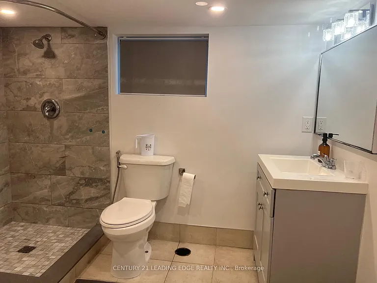 15 Westbrook Ave — Photo 15