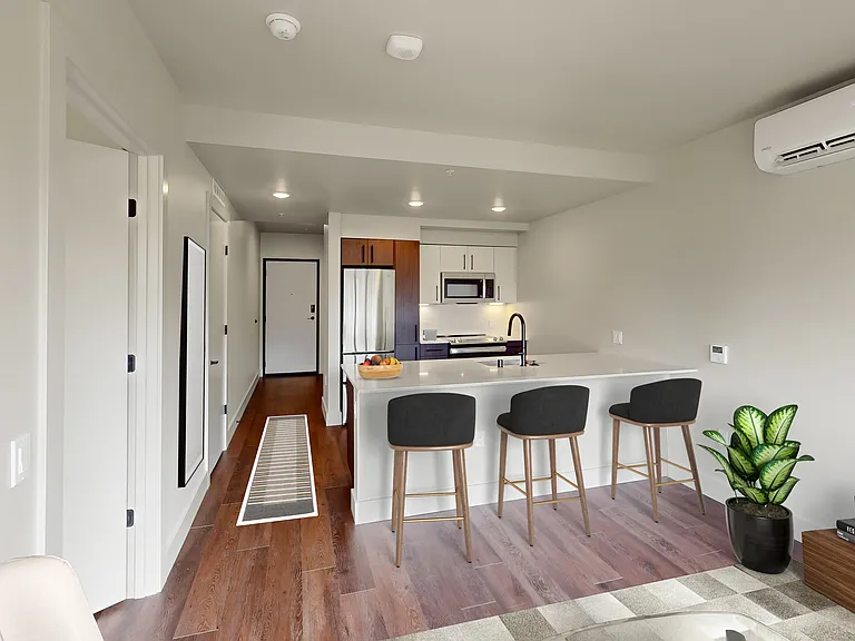 Capitol Hilltop Apartments — Photo 51