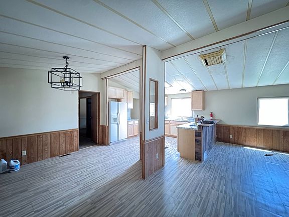 5th image of 815 W Bridge St #66