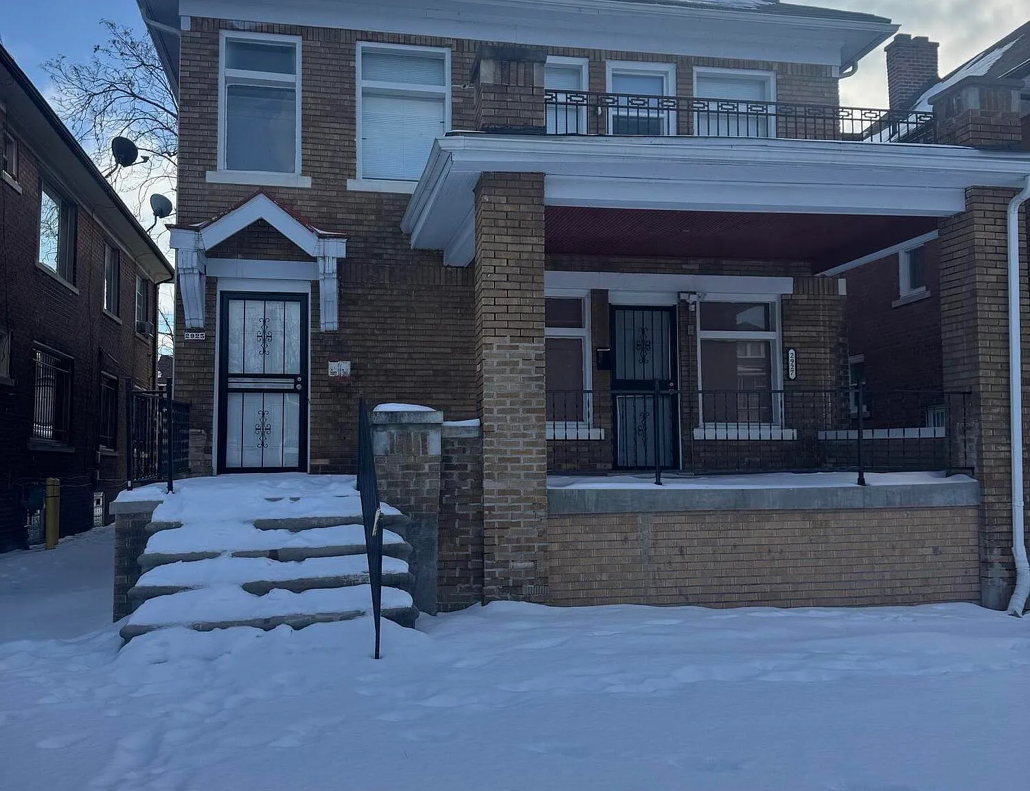 3 bed, 1.0 bath, 1400 sqft, $1,250 — Photo 2