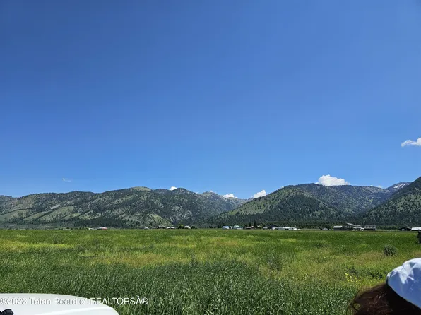 Estate 1 S Loulie Ln, Bedford, WY 83112