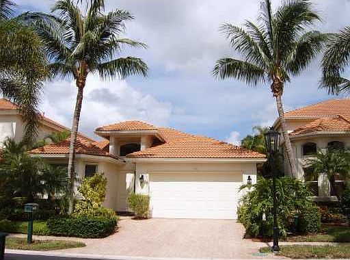 3/2.5 overlooking golf course