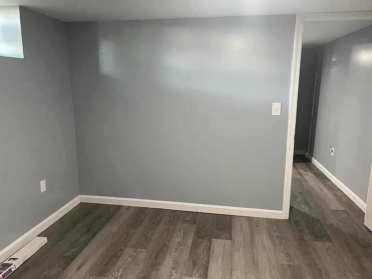 229 Pontiac Ave — Photo 1