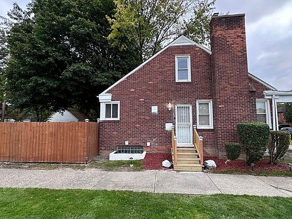3rd image of 5316 Bedford St