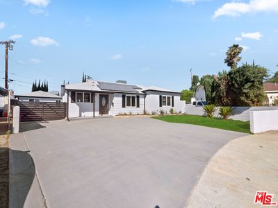 19418 Gault St, Reseda, CA, 91335