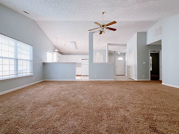 4th image of 1903 Ellison Dr
