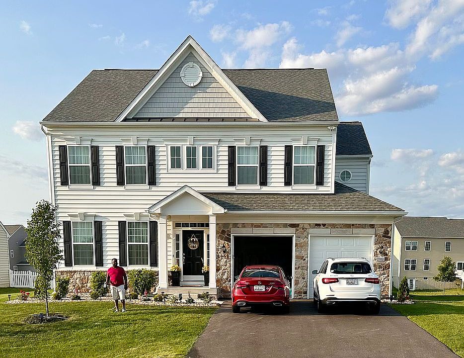 1st image of 18016 Donegall Ct