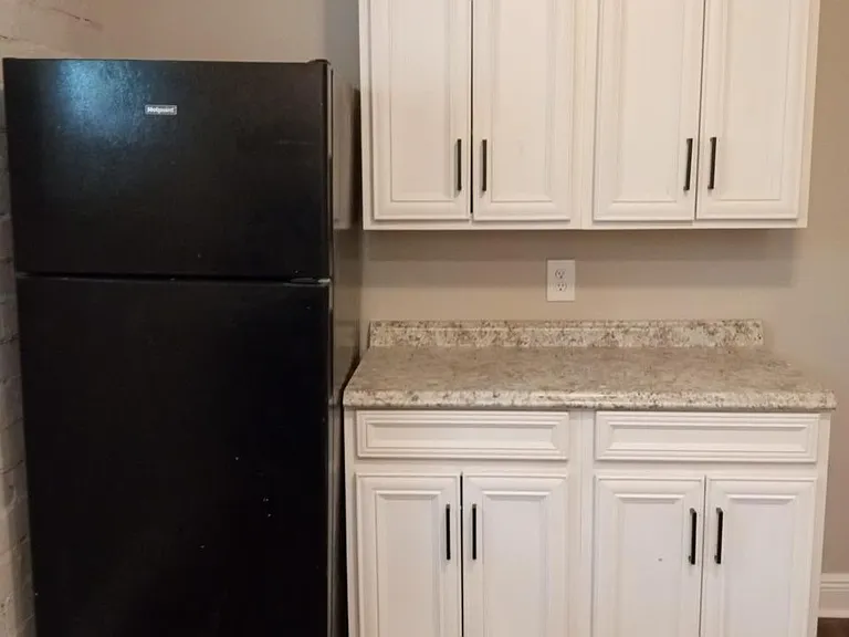 384 Sunset Ave NW #3 — Photo 7