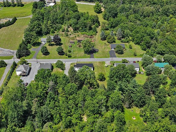 5th image of 182 E Adamsdale Rd