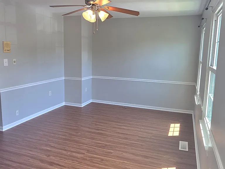 4686 Joanna Ct — Photo 22