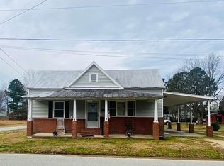 116 Holmes St, Erwin, NC 28339