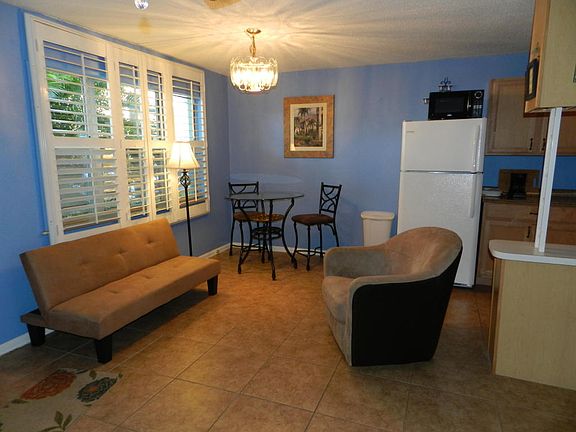 2nd image of 1200 Colonnades Dr Unit 104