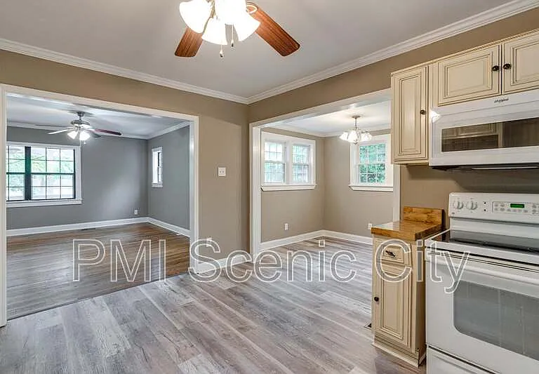4717 Beverly Kay Dr — Photo 14