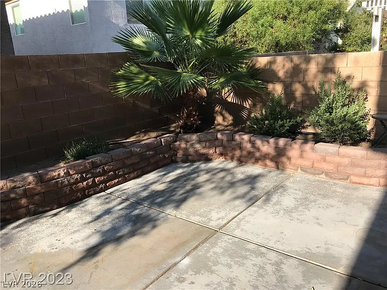 9746 Kampsville Ave — Photo 33
