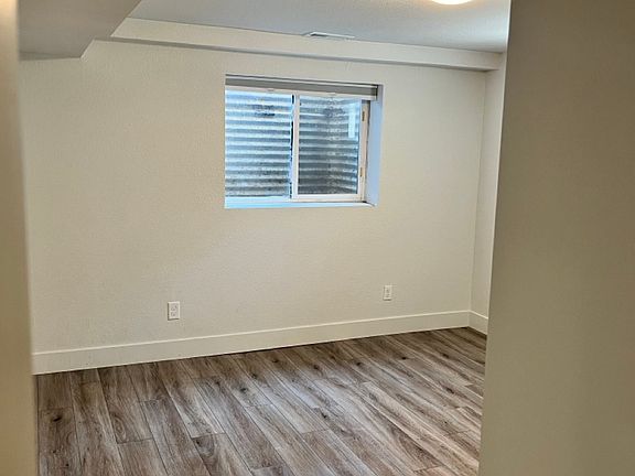 4th image of 2307 Greeley Dr #2307B