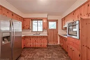 112 Academy St — Photo 9