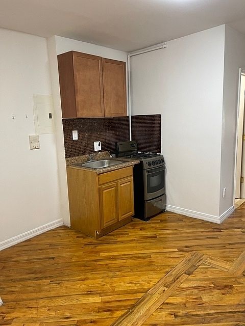 1st image of 76 E 1st St APT 3A
