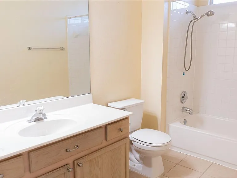 1608 Diana Dr — Photo 18