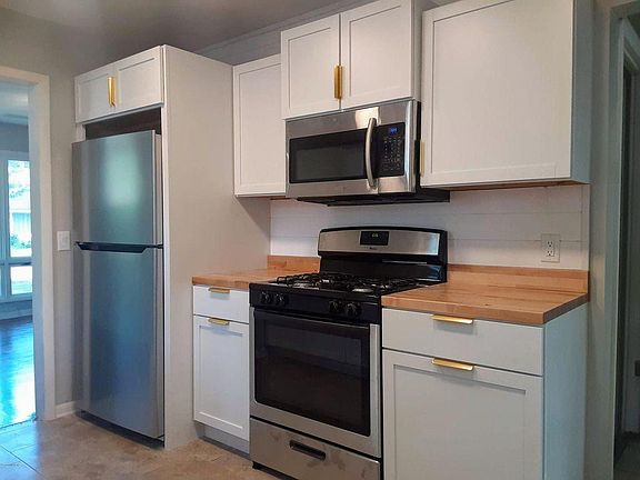 4th image of 1354 Francis Ave