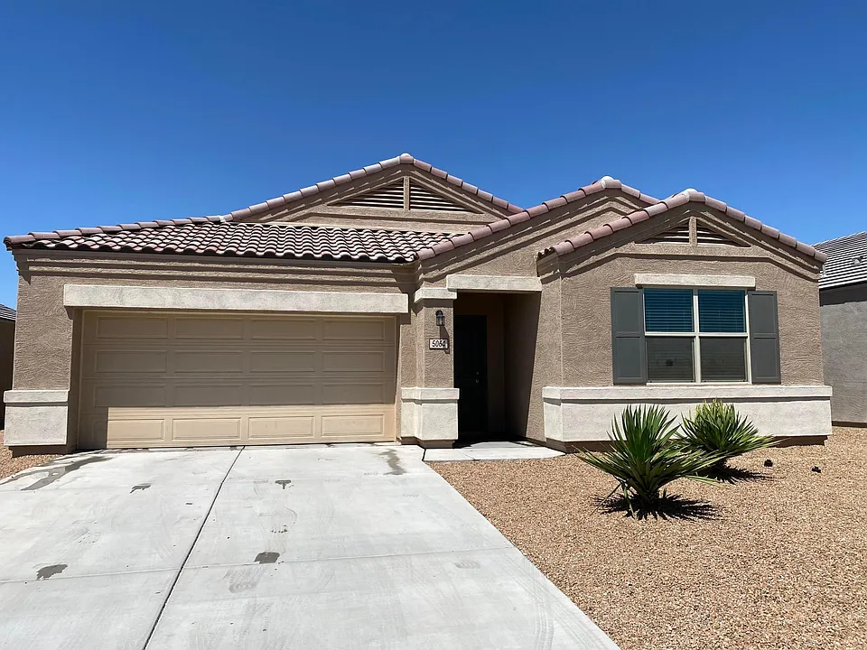 5064 E Smoky Quartz Rd