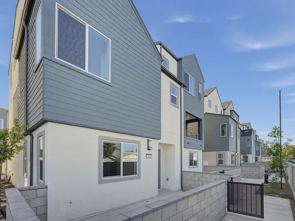 500 Park Dr Unit 233, Carson, CA 90745