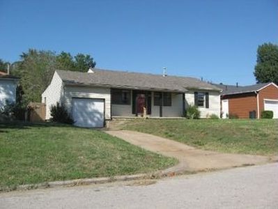 3907 E 2nd Pl, Tulsa, OK, 74112