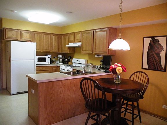 4th image of 3279 Cool Springs Ct
