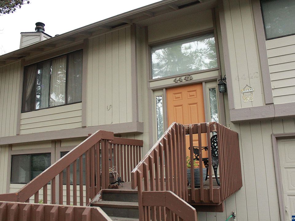 2nd image of 4442 Kurth St S