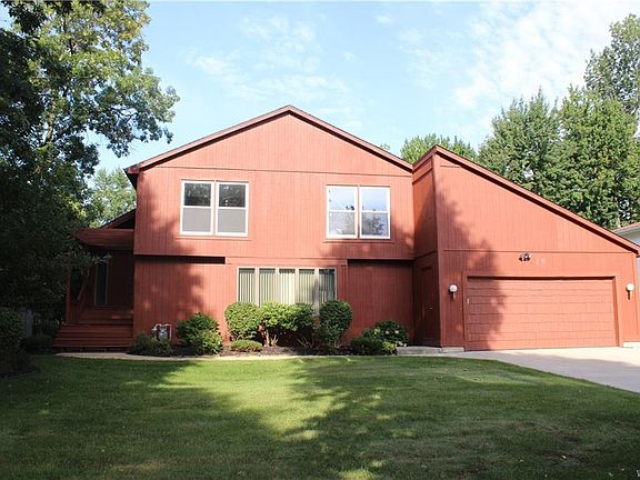 2nd image of 30 Fawnwood Dr