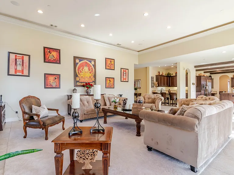10817 W Stallion Ranch Rd — Photo 32