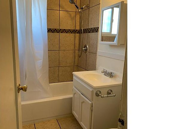 4th image of 1334 W 94th St