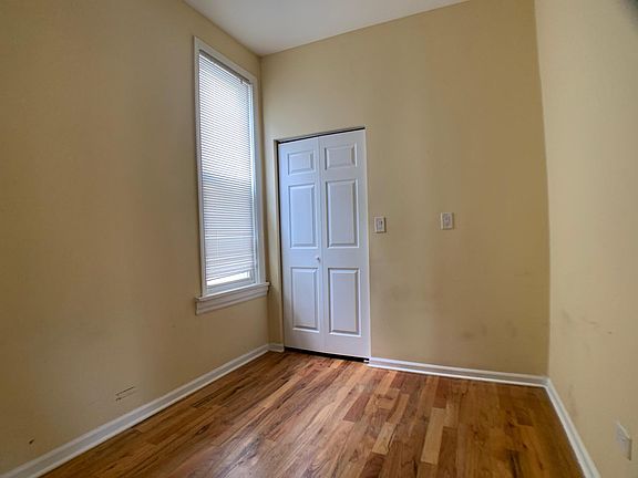 3rd image of 3614 W McLean Ave #1