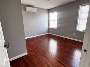 35 Frederick St #2F, Framingham, MA 01702