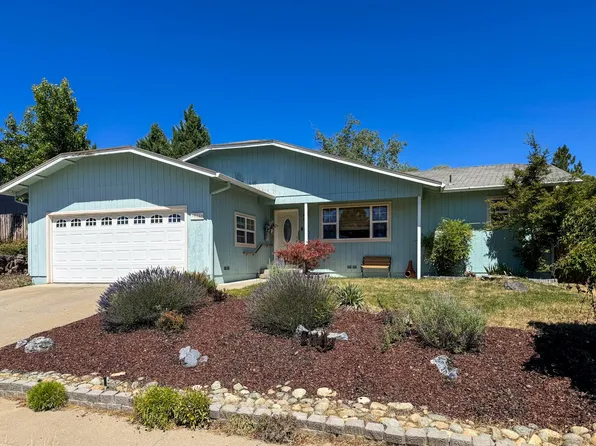 814 South St, Yreka, CA 96097