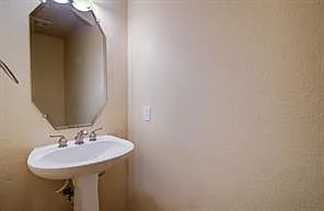 3204 Sanibel Ct — Photo 25