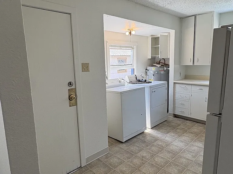 108 N Gold St #A — Photo 3