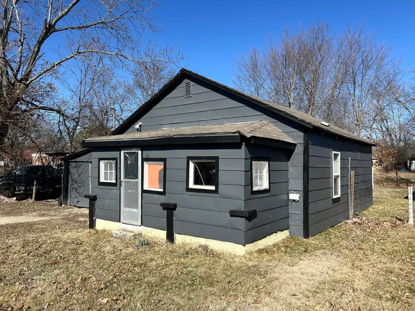 507 W Puryear Avenue, Seymour, MO 65746