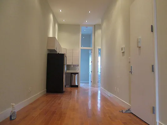 Rented by The Hamilton Group | media 15