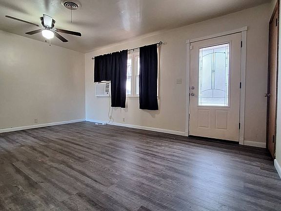 2nd image of 1511 S Ashby Ave