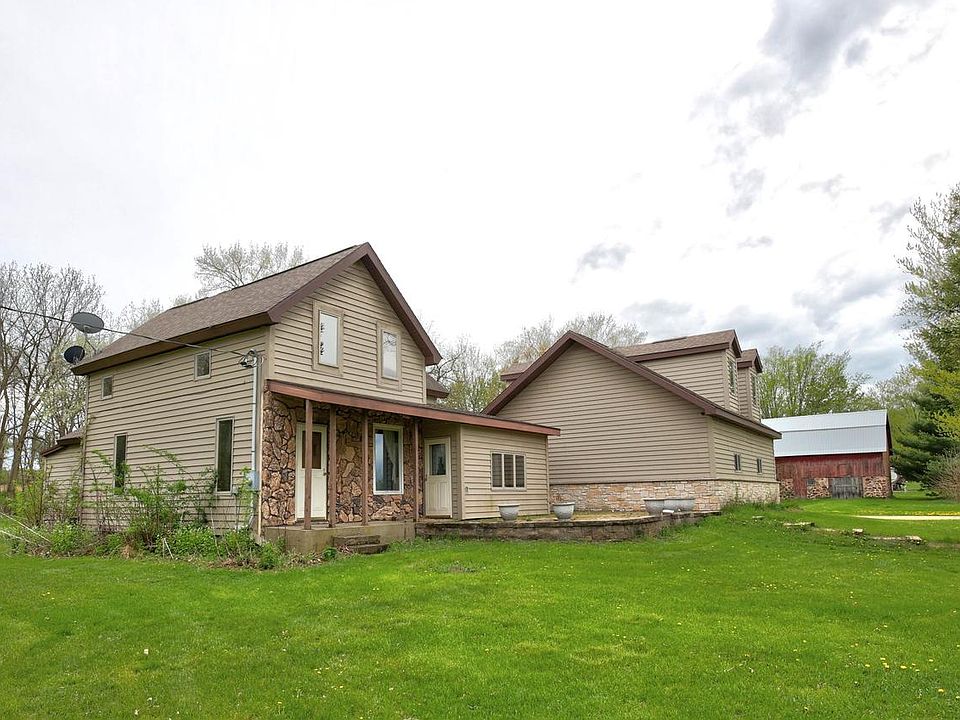 W5009 Cowgill Road, Rio, WI 53960 | Zillow